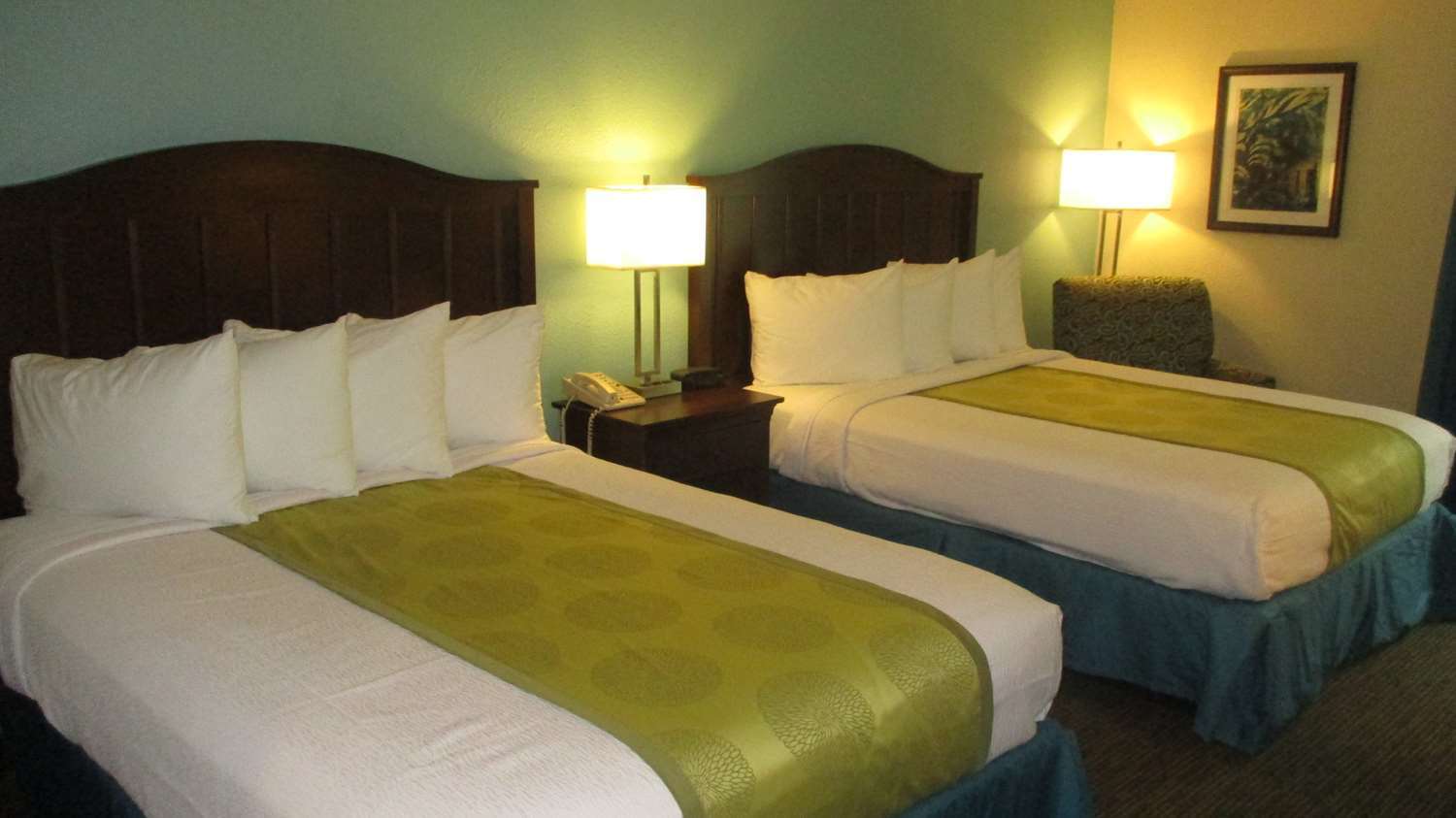 Best Western Williamsburg Historic District Phòng bức ảnh